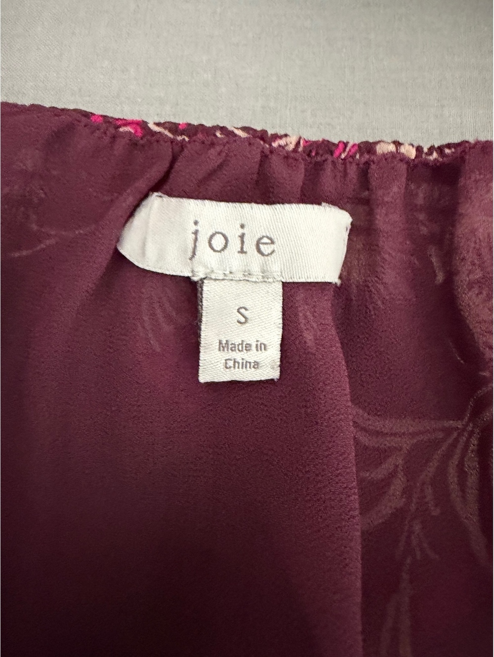 Joie 100% Silk Floral Blouse S Burgundy Sheer Sleeve Ruffle Cuff Button Front - Picture 9 of 10